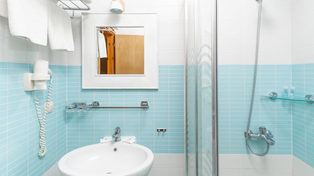 Hotel Xenios Zeus Nikiti  Zewnętrze zdjęcie
